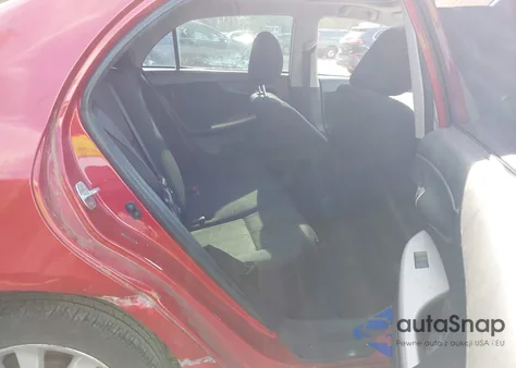 2010 Toyota Corolla S z USA, uszkodzony, nr VIN 2T1BU4EE6AC449991